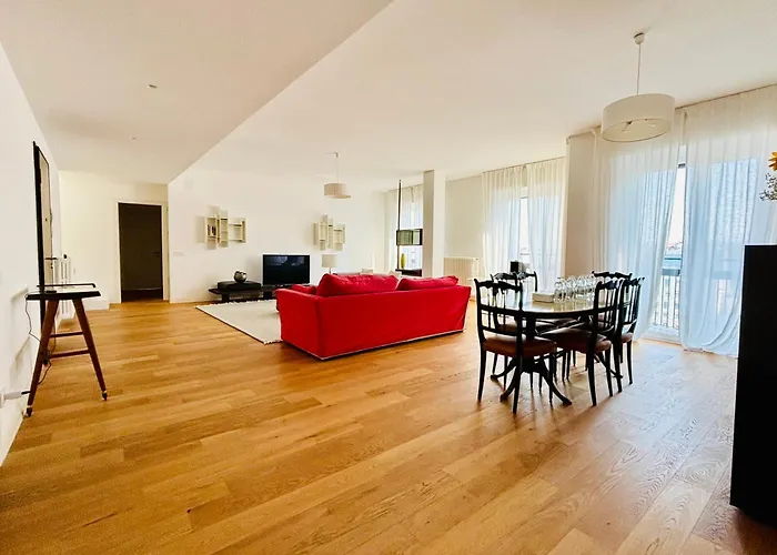 Lägenhet Loreto Penthouse Milano
